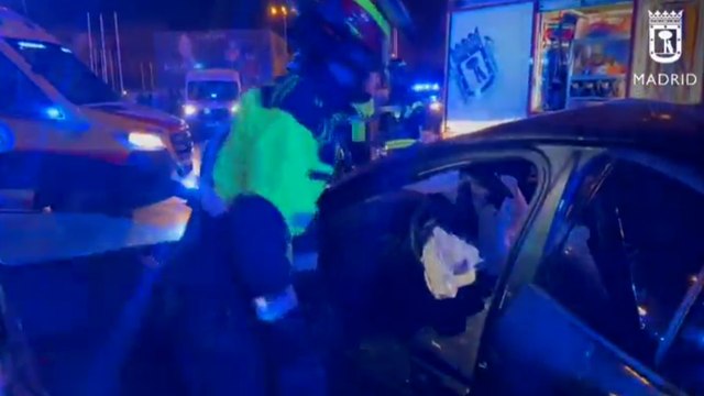 Muere un joven y otro resulta gravemente herido al ser atropellados en Madrid