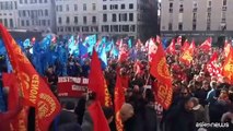 Sciopero generale, la manifestazione dei sindacati a Genova