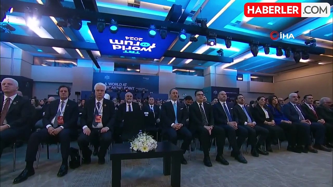 Cumhurbaşkanı Erdoğan: "Dünya 5 daimi üyenin eline diline bırakılamaz. Süratle değişim gerekiyor.