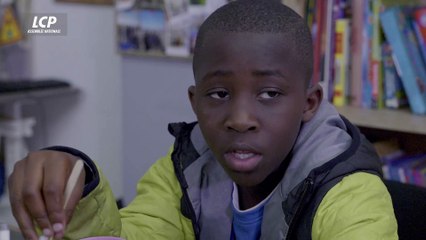 "Ils m'ont jamais lâché" - Jeunes de quartiers et éducateurs de rues