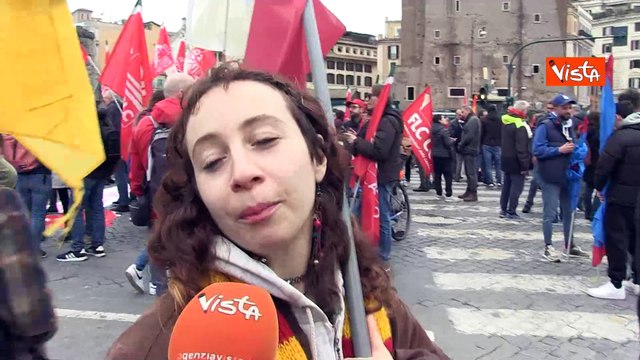 Sciopero del 29 novembre, le voci dei manifestanti in corteo a Roma: La manovra ? sbagliata