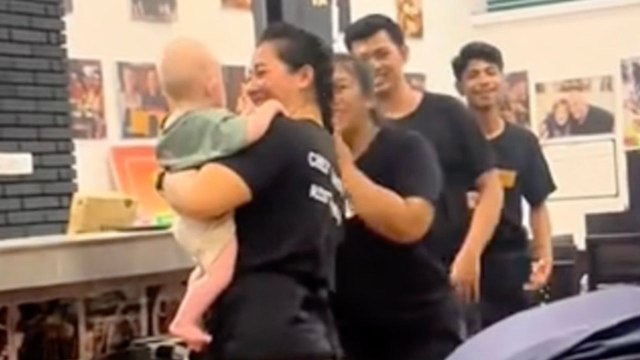 Parents amazed after restaurants in Bali offer to babysit their son during meals