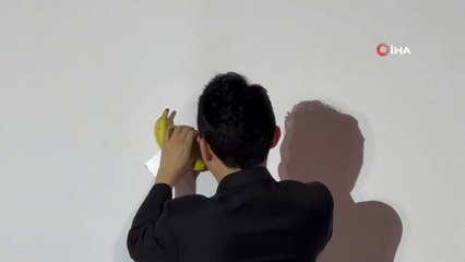 Çinli girişimci aldığı 6.2 milyon dolarlık “muz eserini” yedi