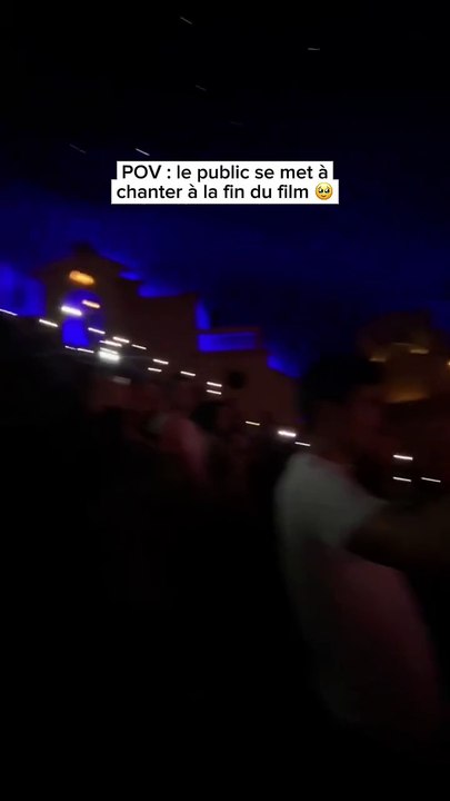 Monsieur Aznavour : tous émus je crois ✨   🎁 Tous nos bons plans à retrouver en bio ! ❤️‍🔥  👉🏻 Abonne-toi au Petit Mauda pour plus d'inspiration ! 🌳  ©️ Crédits : @cinemmazone  #petitmauda #guide #pepite #anepasmanquer #monsieuraznavour #grandrex #ci