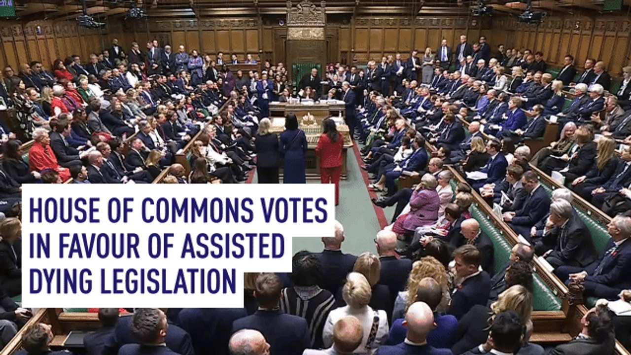 UK lawmakers vote in favour of legalizing assisted dying