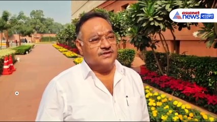 ‘১৯৭১ সাল থেকেই হিন্দুদের উপর অত্যাচার হচ্ছে বাংলাদেশে’ বিস্ফোরক মন্তব্য শমীক ভট্টাচার্যের