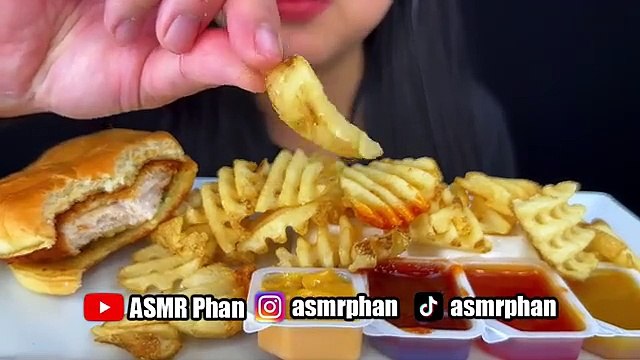 ASMR CHICK-FIL-A FRIED CHICKEN SANDWICH & WAFFLE FRIES | EATING SOUNDS | MUKBANG | ASMR Phan