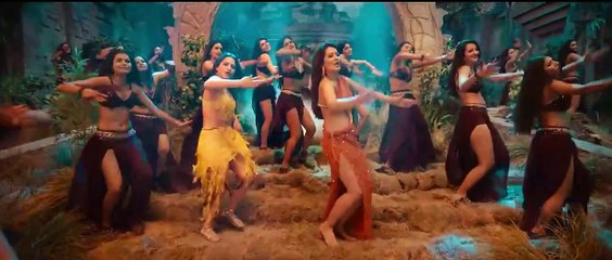 #Achacho #Aranmanai4 #SundarC #Tamannaah #RaashiiKhanna #Hiphop Tamizha #KharesmaRavichandran #SrinishaJayaseelan #VigneshSrikanth #AchachoVideoSong  Here's the Video Song of "Achacho" from "Aranmanai 4", Sung by Kharesma Ravichandran, Srinisha Jayaseelan