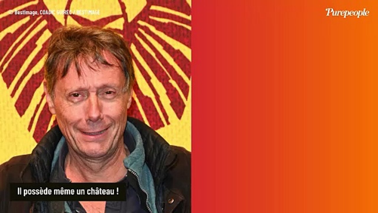 Antoine de Maximy issu d'une famille noble et propriétaire d'un château du 18e siècle : "C'est moi le comte"