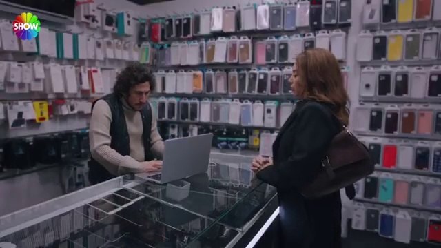 Kıvılcım, Cemal’in telefonuna casus program indirdiğini öğreniyor! | Kızılcık Şerbeti