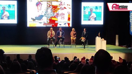 ¡Anthony Santander le da un consejo a los jóvenes que quieren ser peloteros!