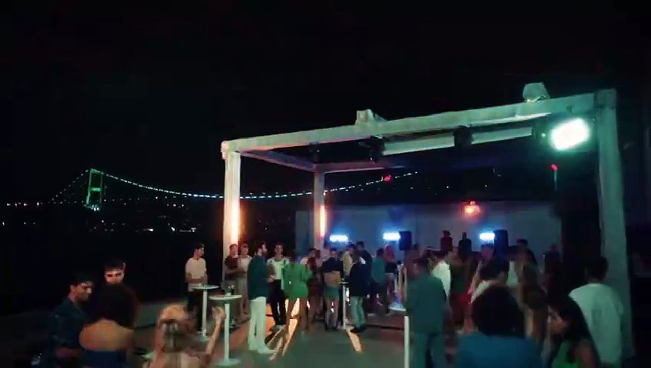 مسلسل المتوحش الحلقة 1 مدبلجة