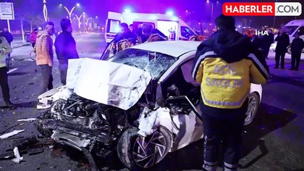 Aksaray'da Otomobil ile Otobüs Çarpıştı: 1 Ölü