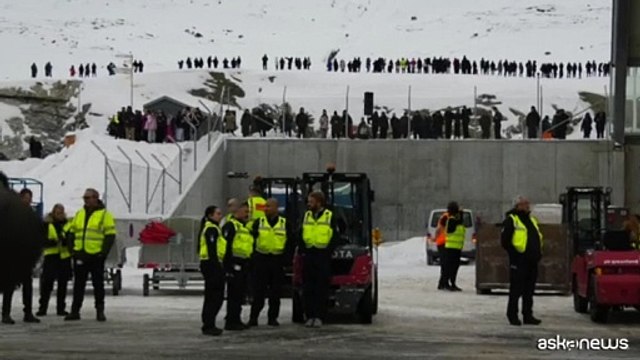 In Groenlandia atterra il primo storico volo diretto internazionale