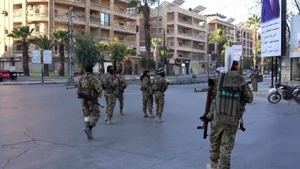 الفصائل المسلحة تجوب شوارع حلب