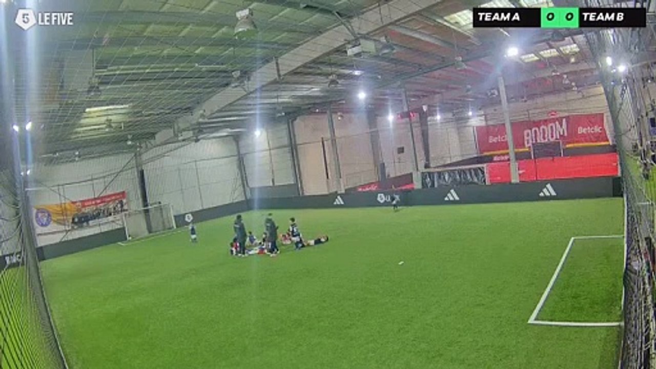 Reims 30/11 à 12:35 - Football Terrain 2 (LeFive Reims)