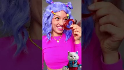 Oops 🙀 She cuts off Mom's Hair 🙀 DIY Craft ✂️