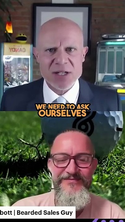 Will AI Replace My Real Friends Facing the Loneliness.Walking Digital Corridors podcast guest Richard Blank Costa Ricas Call Center