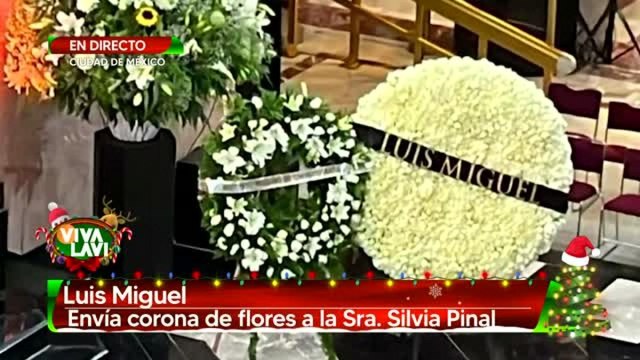 Luis Miguel envía corona a la Sra. Silvia Pinal en su homenaje en el Palacio de Bellas Artes