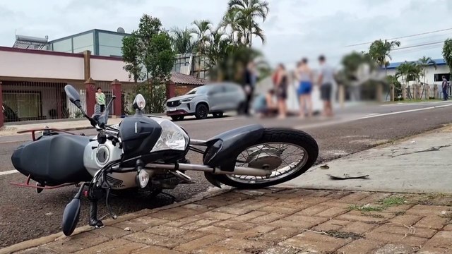 Motociclista fica ferido em acidente na Rua Manaus