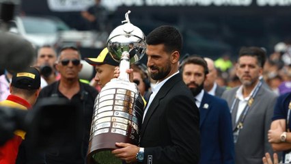 Djokovic's Trophy Triumph 🏆