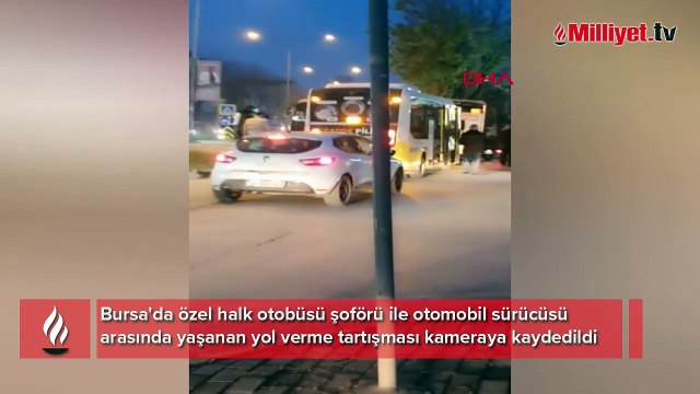 Bursa'da yol verme kavgası! O anlar anbean kaydedildi