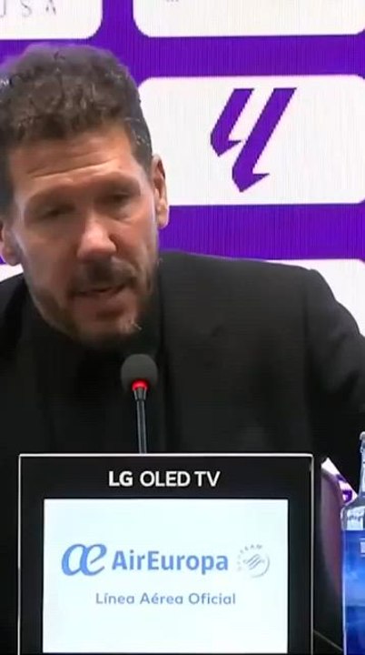 Simeone agradece al público del José Zorrilla los aplausos a Griezmann