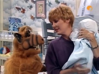 ALF 04x01, Dónde está el Bebé