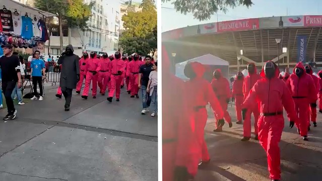 Performance de 'El Juego del Calamar' se hace presente en el Estadio de la Ciudad de los Deportes en el Cruz Azul vs. Xolos