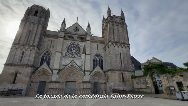La Cathédrale Saint-Pierre de Poitiers Relief de France les églises catholiques film JC Guerguy by Ciné Art Loisir