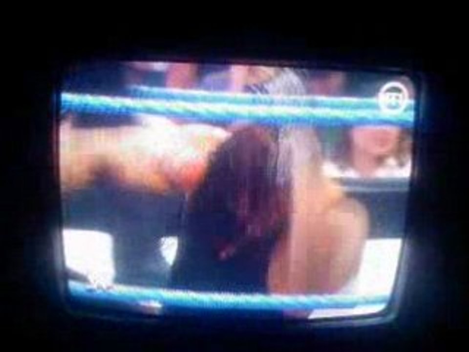 Undertaker vs Chavo Guerrero