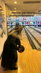 Ablamın “işte bu iş böyle yapılır” duruşu 😎