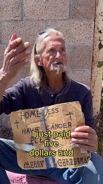 Millionaire guy blessed the homeless who wanted money for gas