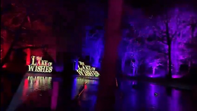 'The Lake of Wishes; Fire and Ice' - Watch mesmerising Christmas light displays at Sussex winter wonderland