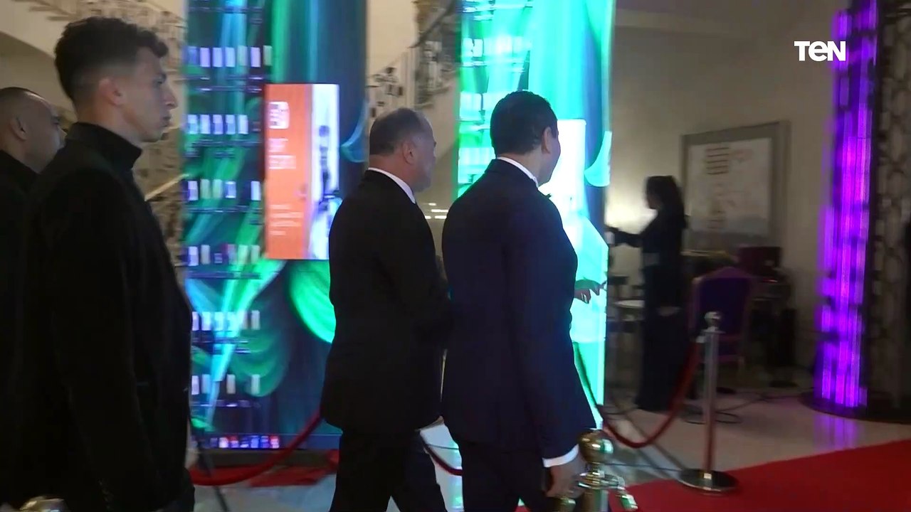 تكريم الإعلامي نشأت الديهي بمهرجان الإبداع والتميز