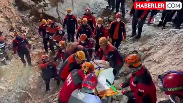 Güngören'de Çöken Binada Enkaz Altında Kalan İşçi Hayatını Kaybetti