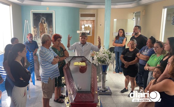 Em momento de comoção, padre lamenta morte do empresário Jardenio Gomes em Cajazeiras e pede justiça