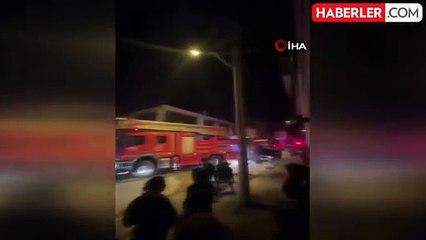 Bursa'da 2 Katlı Bina Yangını Söndürüldü