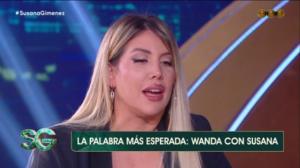 Wanda Nara, en el living de Susana Giménez