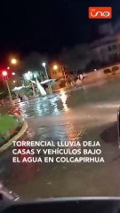¡Alerta en Cochabamba! Lluvias intensas inundaron las calles y complican el tránsito 🌧️