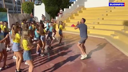 Steve est le coach des candidates Miss Belgique