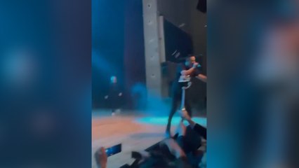 Sagopa Kajmer'e yanan sigara attılar