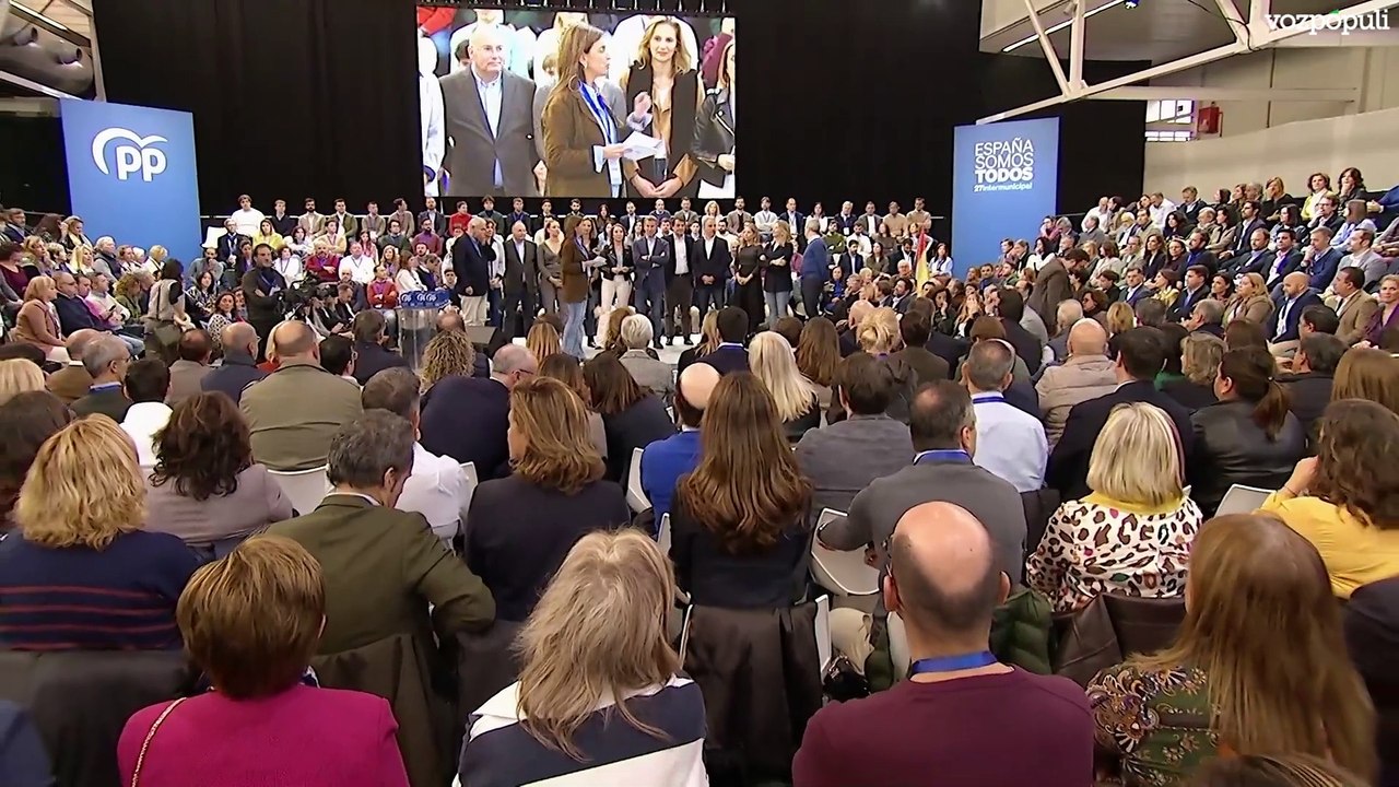 Fúnez (PP), tras la ovación del PSOE a Chaves y Griñán: "¡Qué vergüenza!"