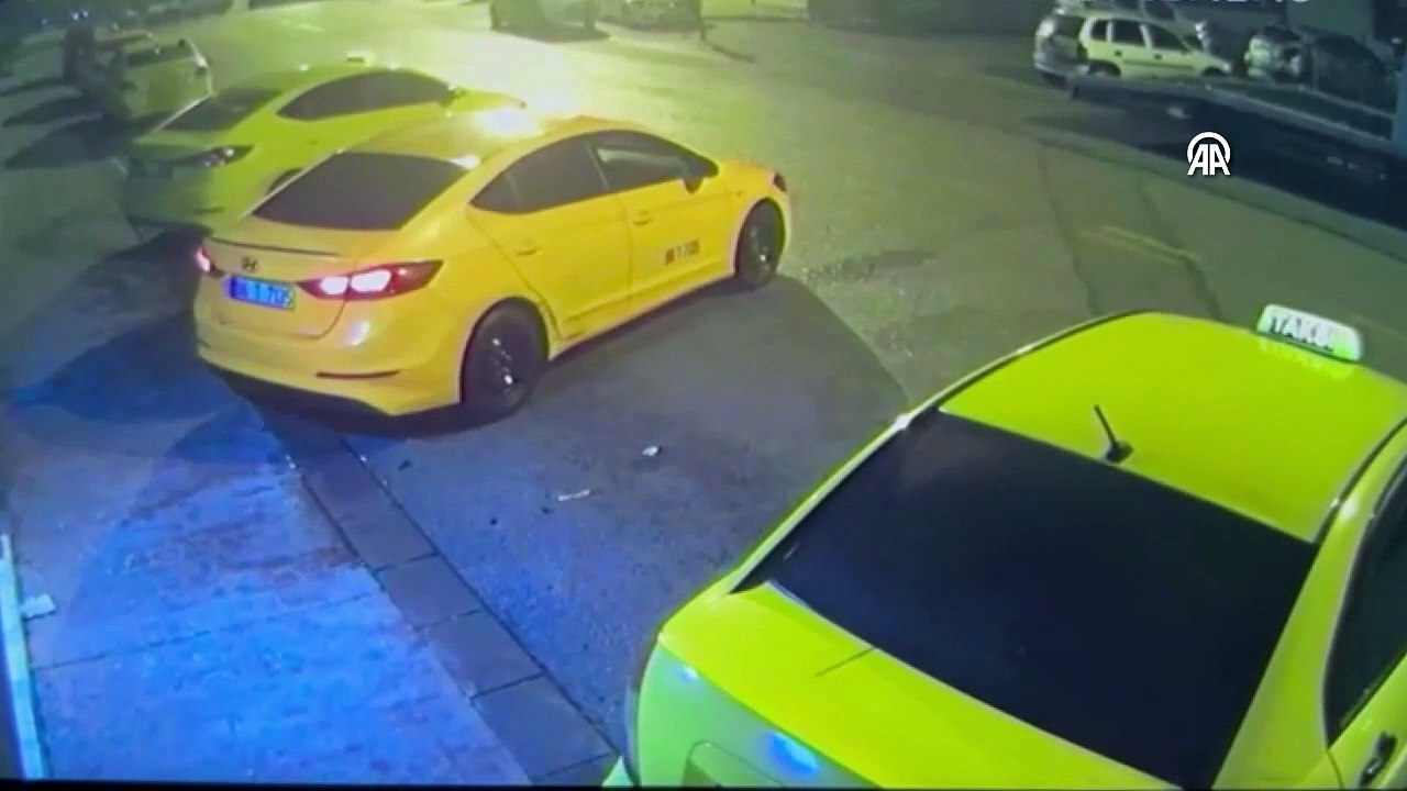 16 yaşındaki çocuk kurusıkı tabanca ile taksi durağını bastı