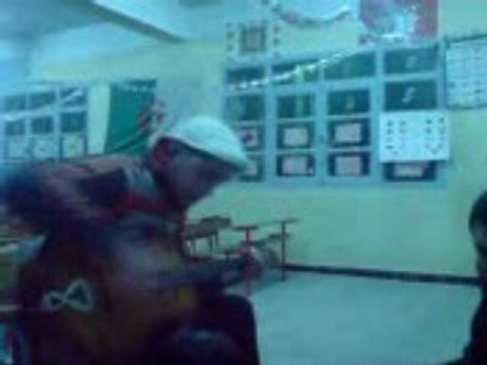 in my darck room i play guitar