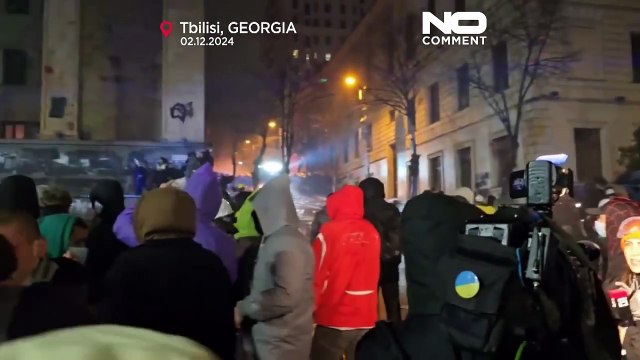 Georgia: monta la protesta per lo stop al percorso di adesione all'Ue, scatta la repressione