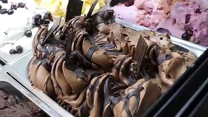 Italian Style Gelato Making - 7 Senses Gelato (Chiang Mai, Thailand)