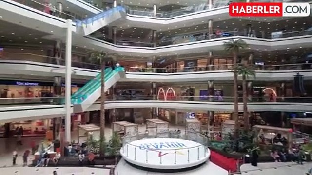 AVM'lere giriş ücretli mi oluyor? Yetkili isimden açıklama var
