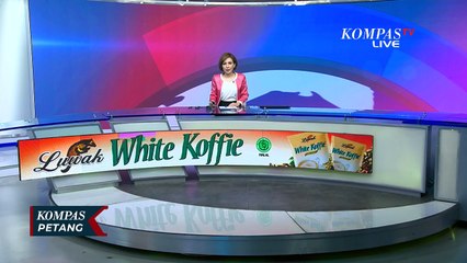 Hujan Disertai Angin, Pohon Tumbang Timpa Kendaraan di Sawah Besar