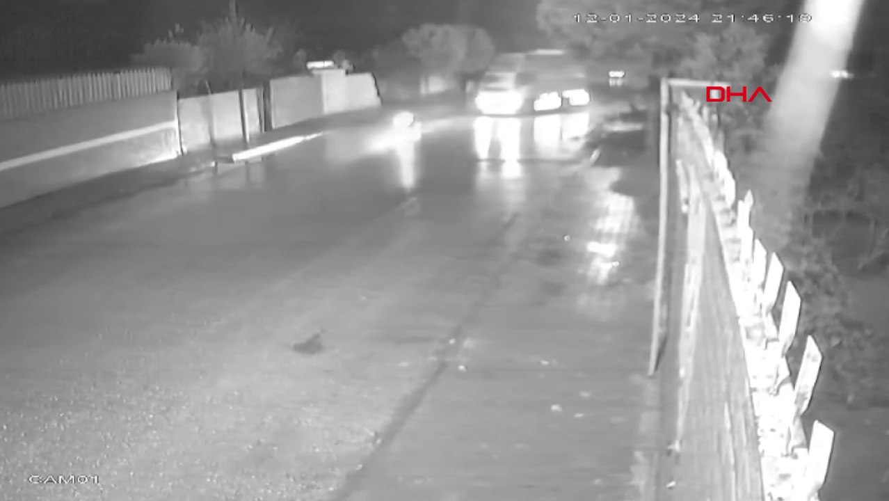 Motosikletlinin öldüğü kazaya, sürücüsünün alkollü olduğu kamyonet neden olmuş; o anlar kamerada